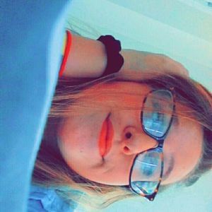 Meet your Posher, Katelyn